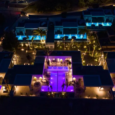 Villa Antonoglou Residences *