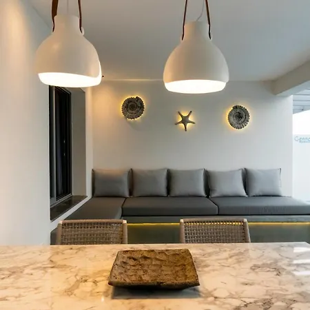 Villa Antonoglou Residences *